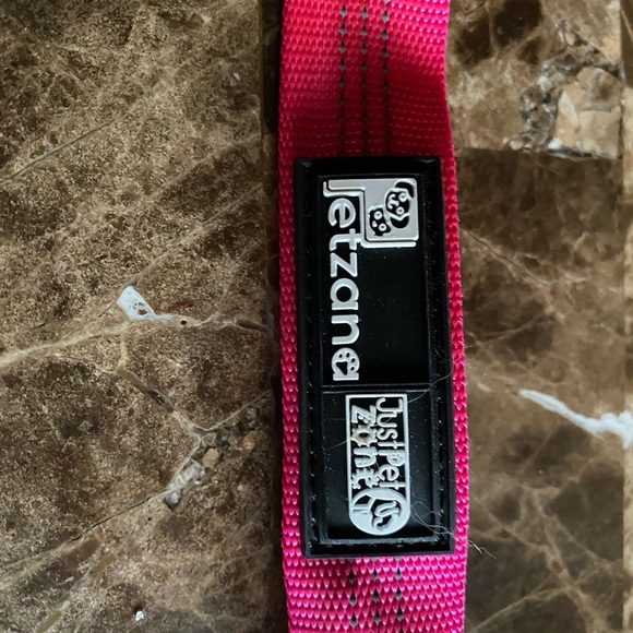 NWOT Petzana dog leash extender. - Picture 2 of 5